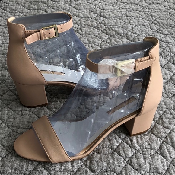nine west fields block heel sandal